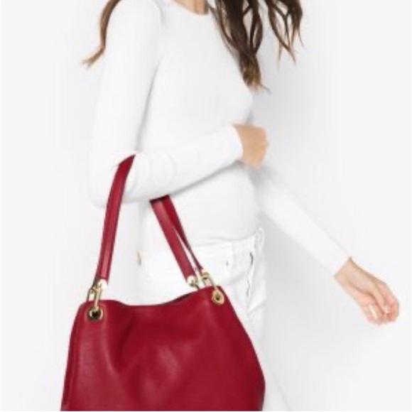 Michael Kors Raven Large leather shoulder bag in maroon color - Picture 4 of 16